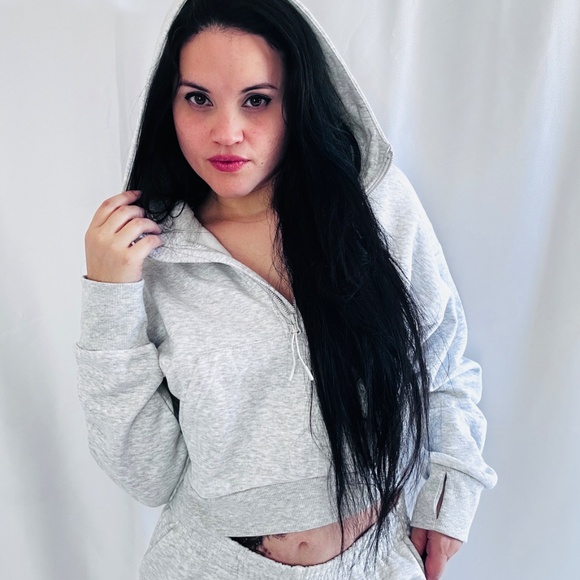 Cocoburry two piece hoodie Gray short sweatsuit set size small - Picture 5 of 7